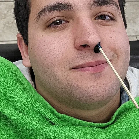 Grooming treatment in the barber chair